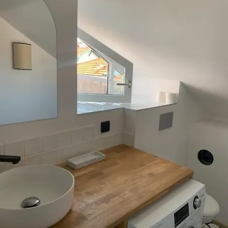 Apartment T2 Dernier Etage Quartier Halles,cote Des Basques Biarritz